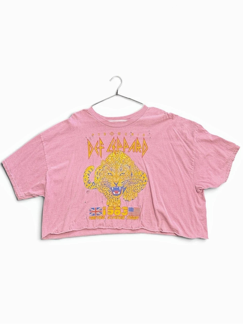 Goodie Two Sleeves Def Leppard 1983 Tour Cropped Tee Pink XL